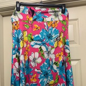 LuLaRoe 2XL Azure skirt “Hawaiian design)